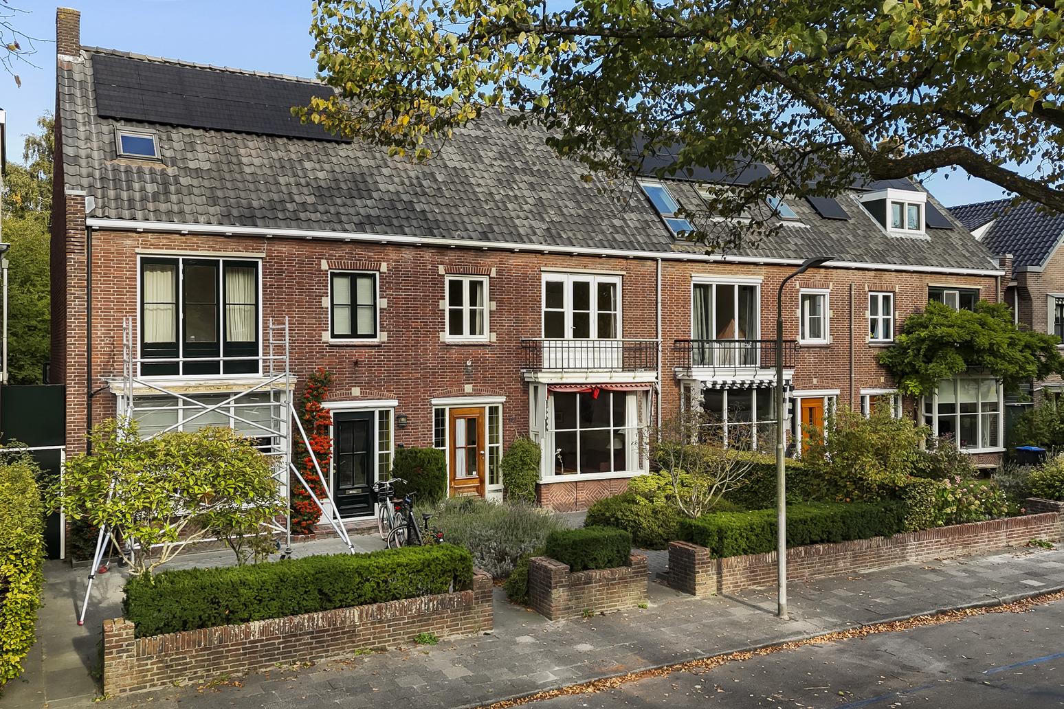 Mr. P.J. Troelstraweg 112 in Leeuwarden