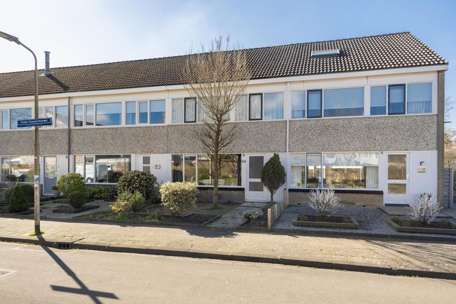 Simke Kloostermanwei 34 in Leeuwarden