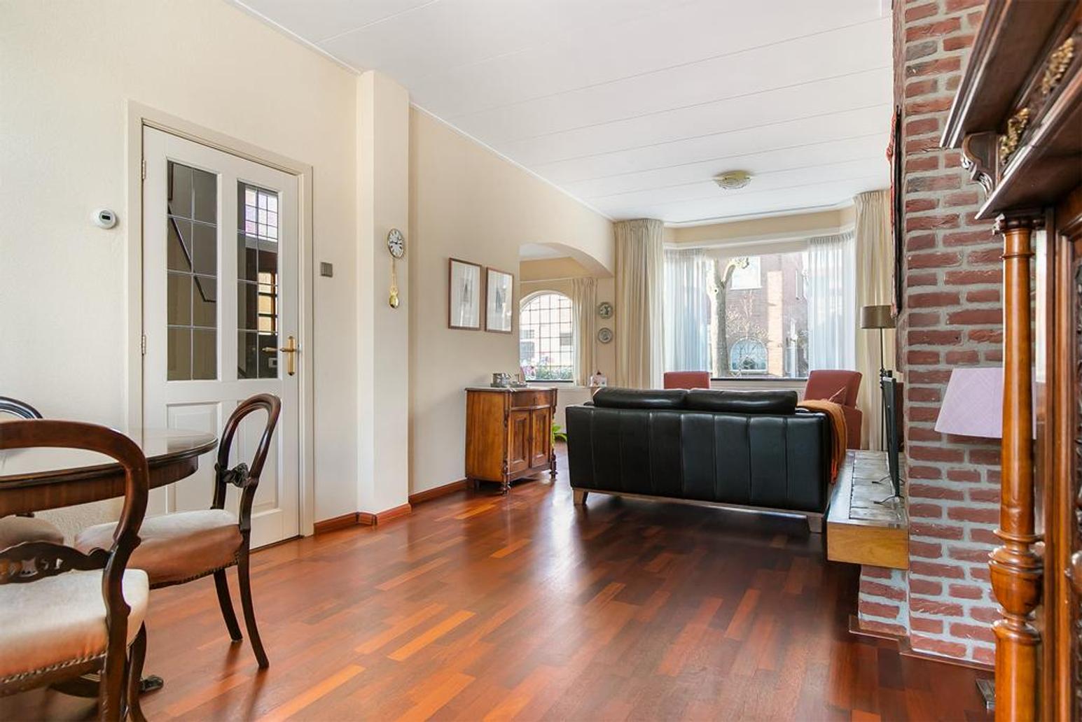 van Roonhuysestraat 16 in Leeuwarden